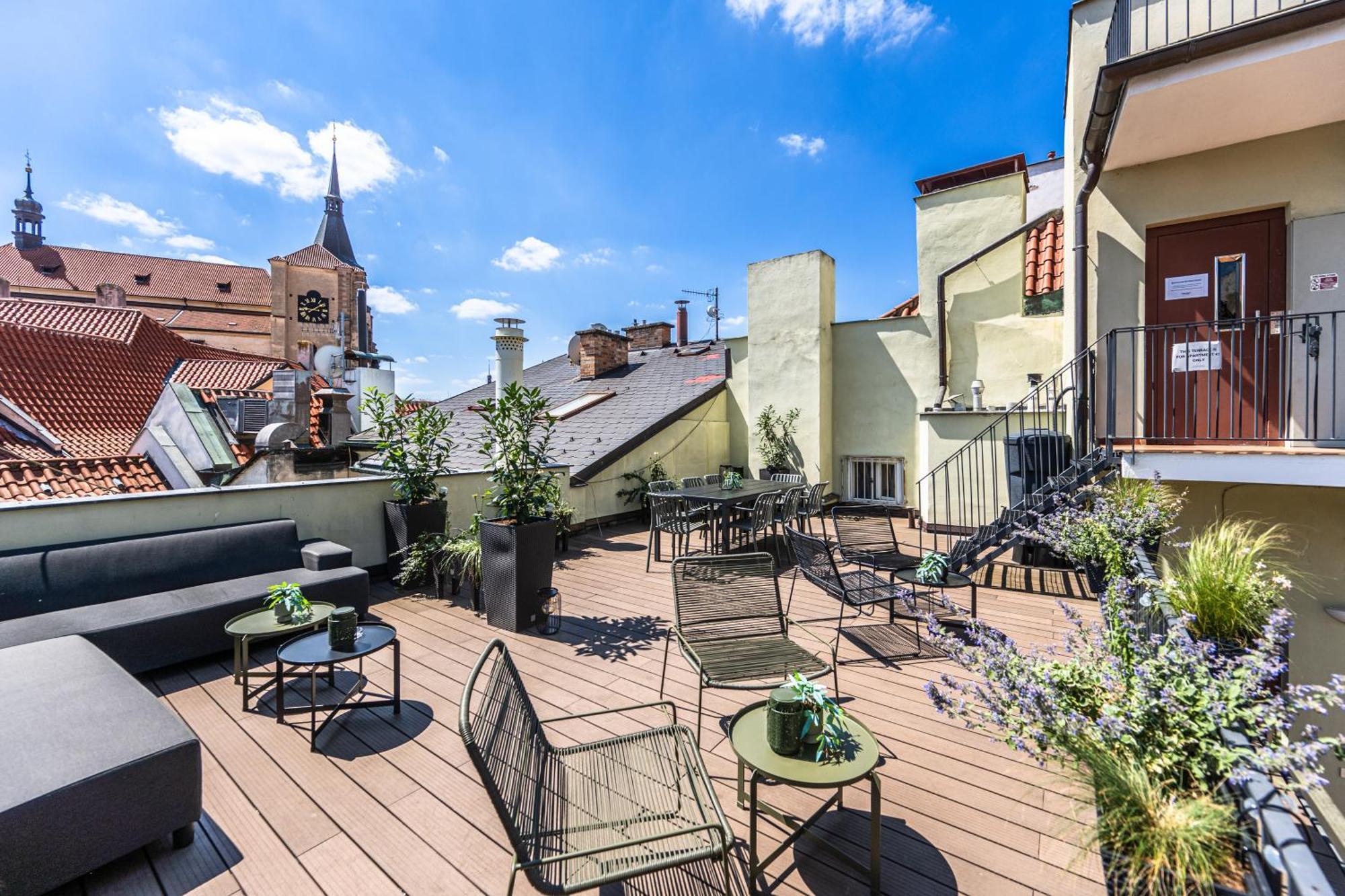 Charles Apartments In Old Town ปราก ภายนอก รูปภาพ